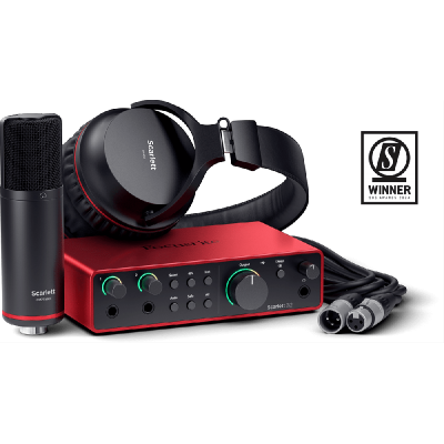 Focusrite- Scarlett 2I2...