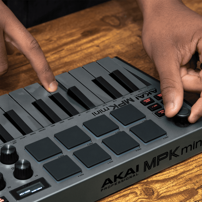 Akai Professional MPK Mini MkIII Grey...